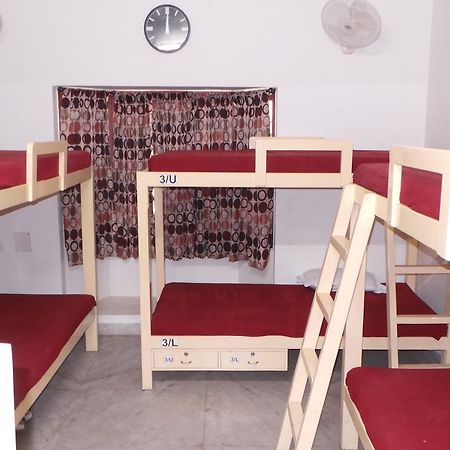 Elements Hostel Chennai Extérieur photo