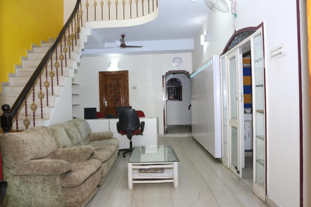 Elements Hostel Chennai Extérieur photo
